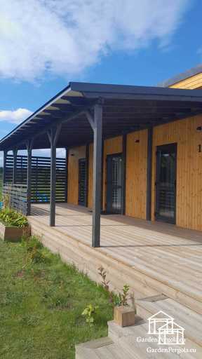 Natuurlijke Houten Huisuitbreiding met Overdekt Terras